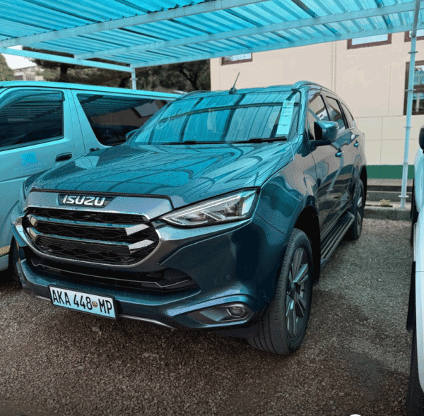 ISUZU MU-X 2023 (SIDE-VIEW)