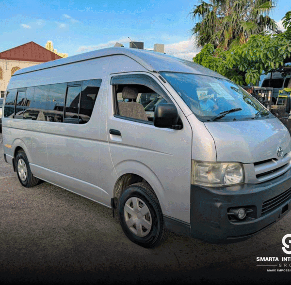 Toyota - Mini Bus